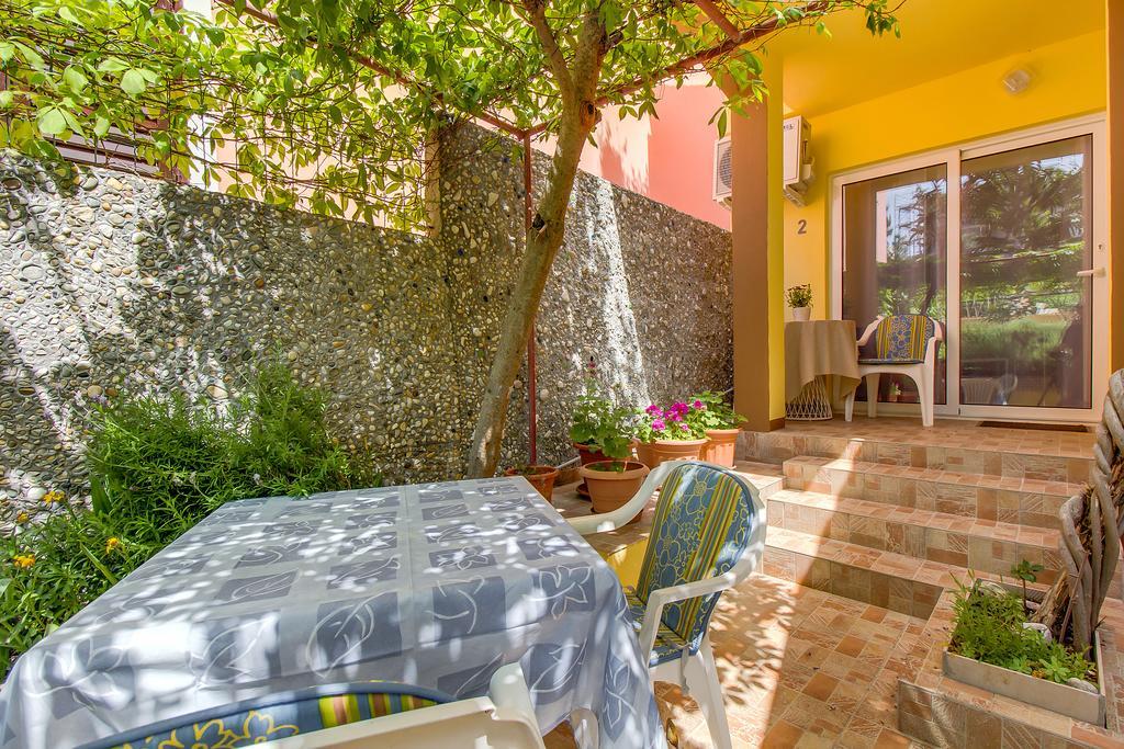 Apartments Petra Мали-Лошинь Экстерьер фото