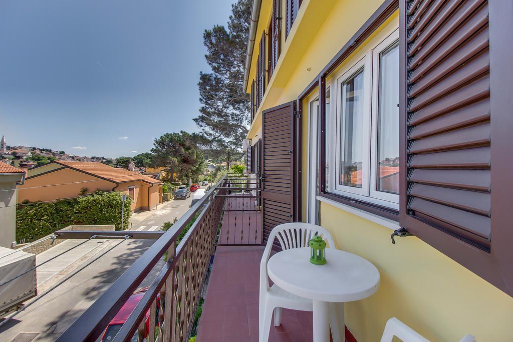 Apartments Petra Мали-Лошинь Экстерьер фото