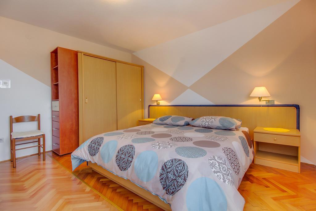 Apartments Petra Мали-Лошинь Экстерьер фото