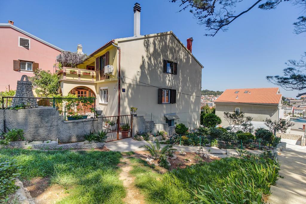 Apartments Petra Мали-Лошинь Экстерьер фото