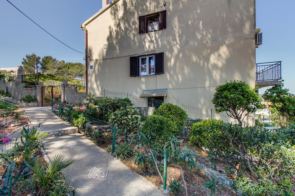 Apartments Petra Мали-Лошинь Экстерьер фото